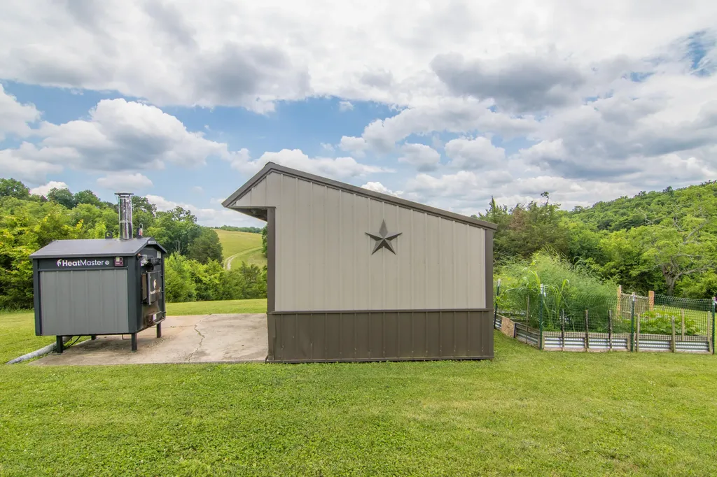 660 Parsons Lane Harrodsburg KY 40330