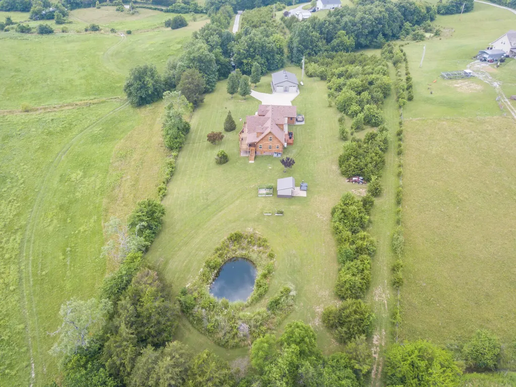 660 Parsons Lane Harrodsburg KY 40330