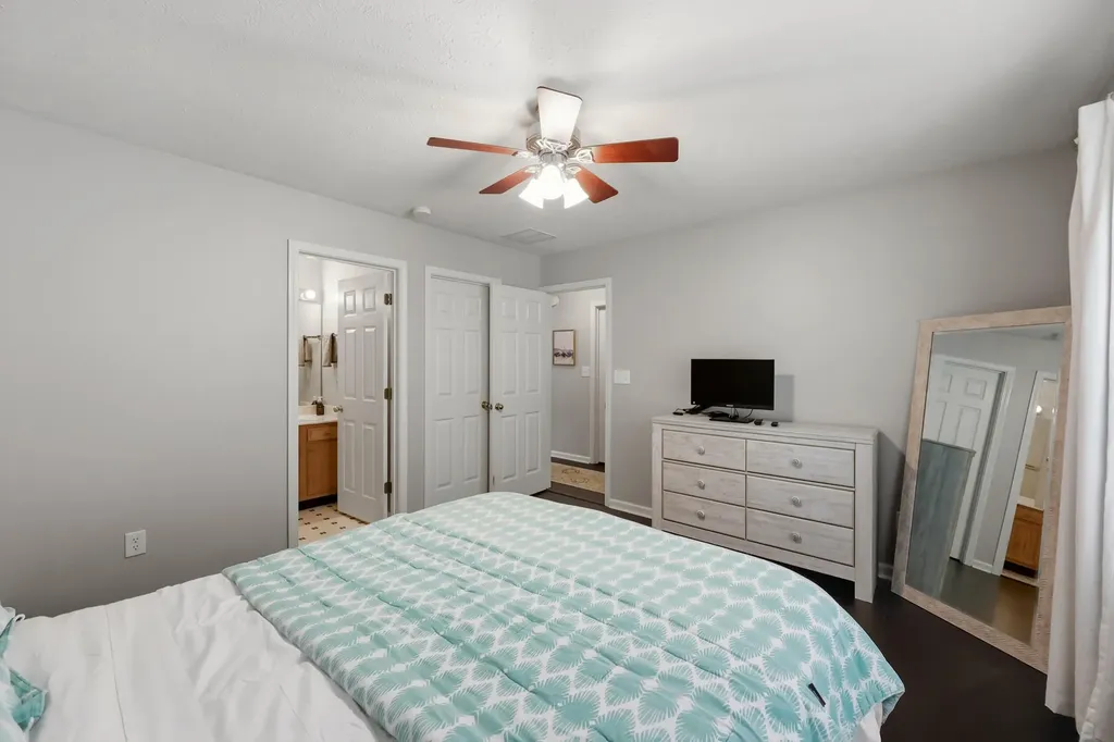 1945 Dark Tower Road Lexington KY 40511