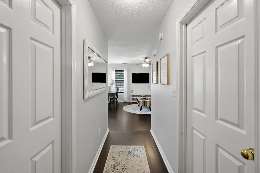 1945 Dark Tower Road Lexington KY 40511