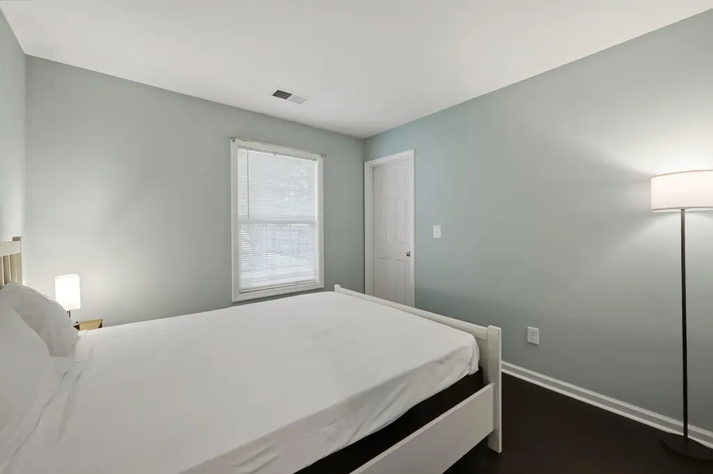 1945 Dark Tower Road Lexington KY 40511