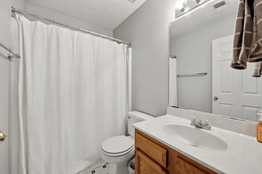 1945 Dark Tower Road Lexington KY 40511