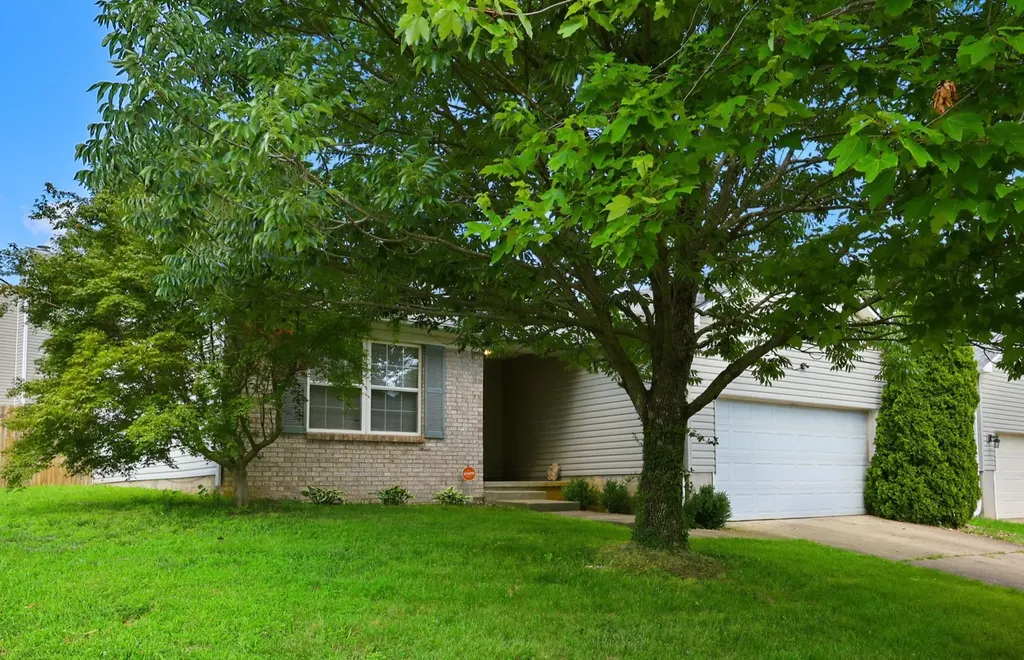 1945 Dark Tower Road Lexington KY 40511