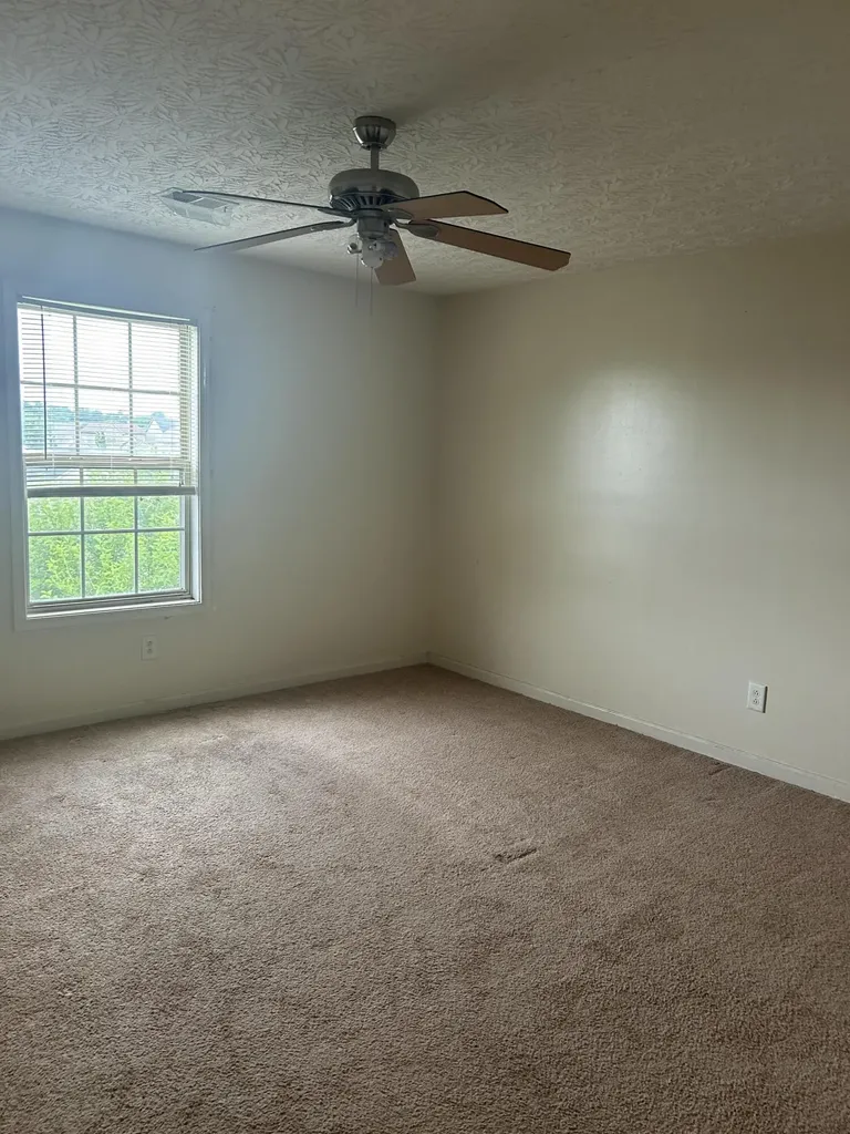 304 Newcastle Lane Winchester KY 40391