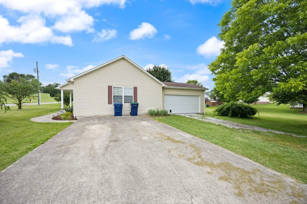 389 Park Lane Science Hill KY 42553