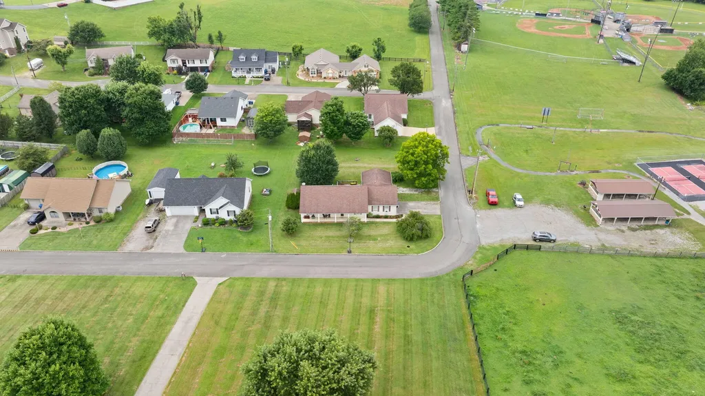 389 Park Lane Science Hill KY 42553
