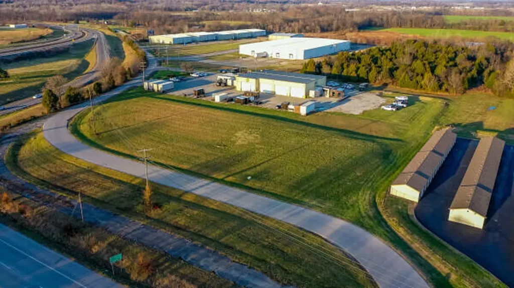 112 Faultless Road Hopkinsville KY 42240
