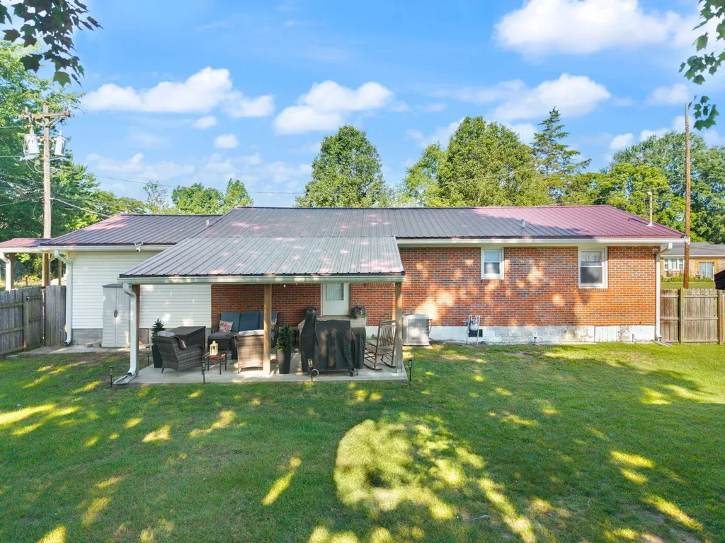 132 Airport Road Stanton KY 40380