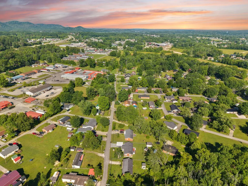 132 Airport Road Stanton KY 40380