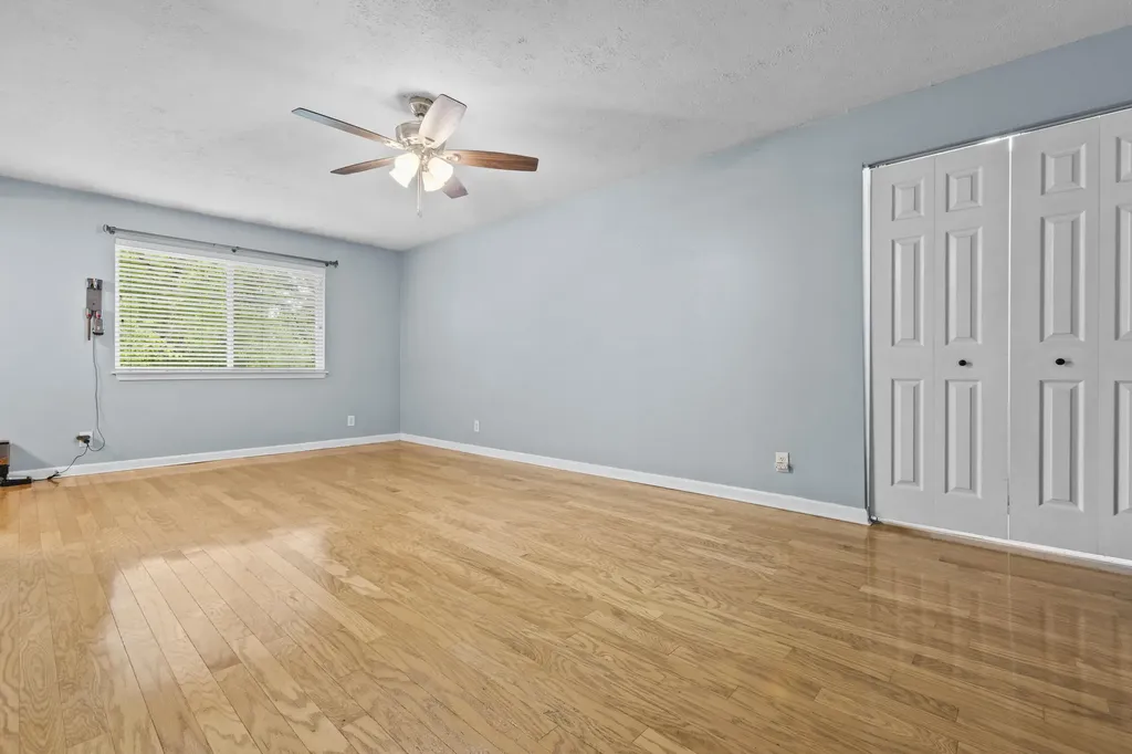 4410 Wisteria Landing Circle Louisville KY 40218
