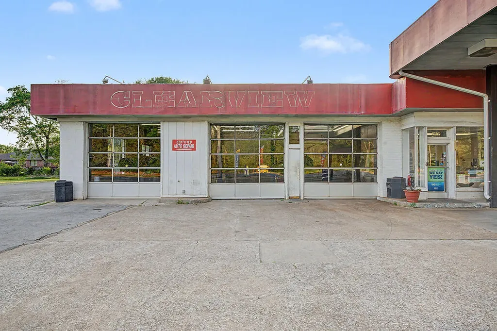 1079 N Main Street Hopkinsville KY 42240