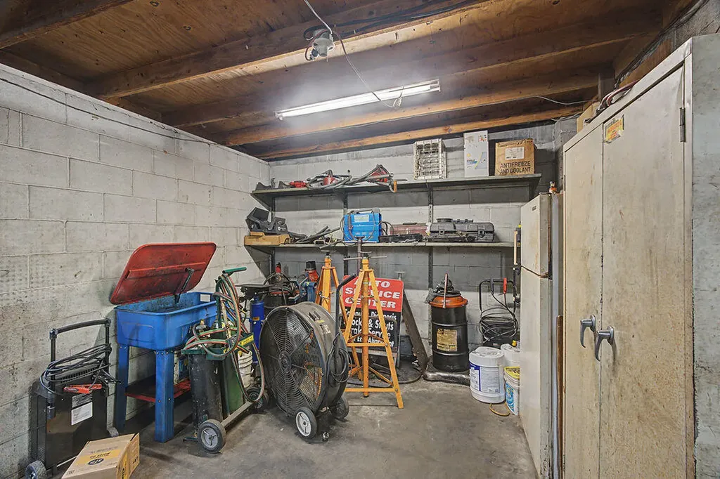 1079 N Main Street Hopkinsville KY 42240