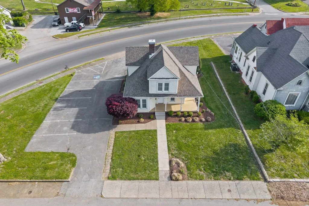 308 W 15th Street Hopkinsville KY 42240