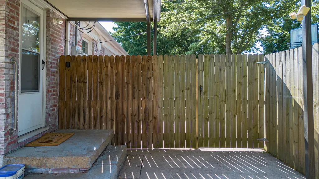 143 Iroquois Drive Paducah KY 42001