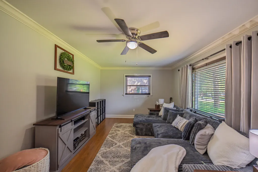 143 Iroquois Drive Paducah KY 42001
