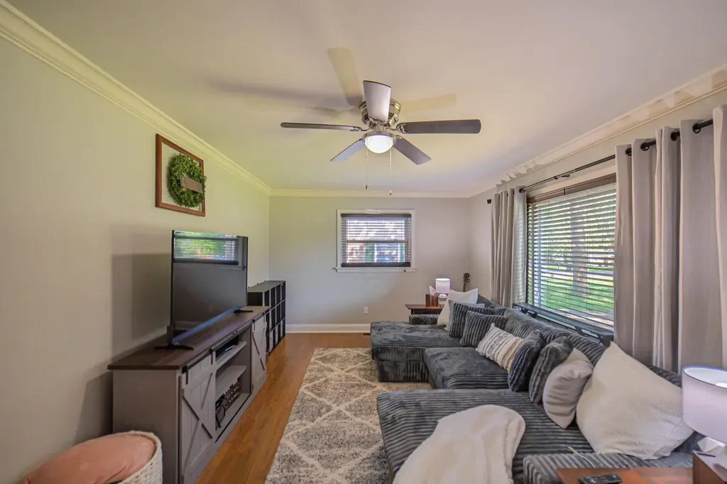 143 Iroquois Drive Paducah KY 42001