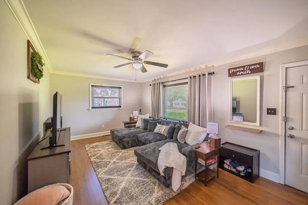 143 Iroquois Drive Paducah KY 42001