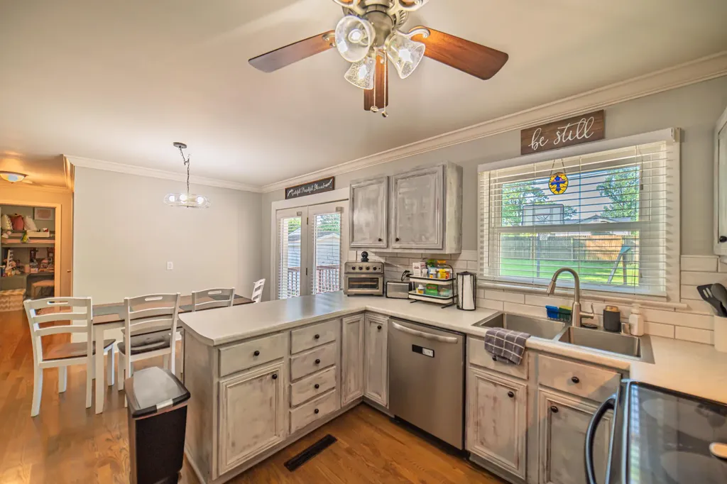 143 Iroquois Drive Paducah KY 42001