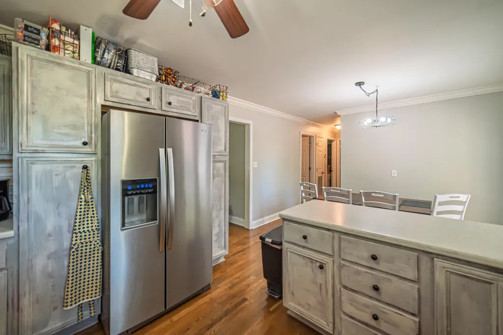 143 Iroquois Drive Paducah KY 42001