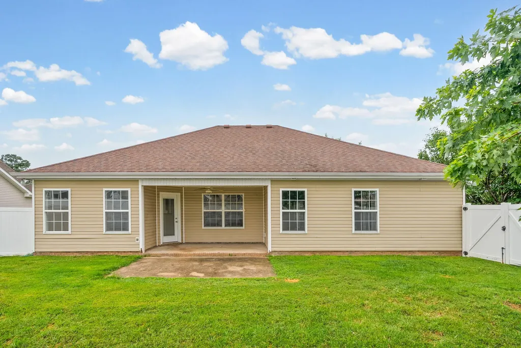 100 Lurlington Court Hopkinsville KY 42240