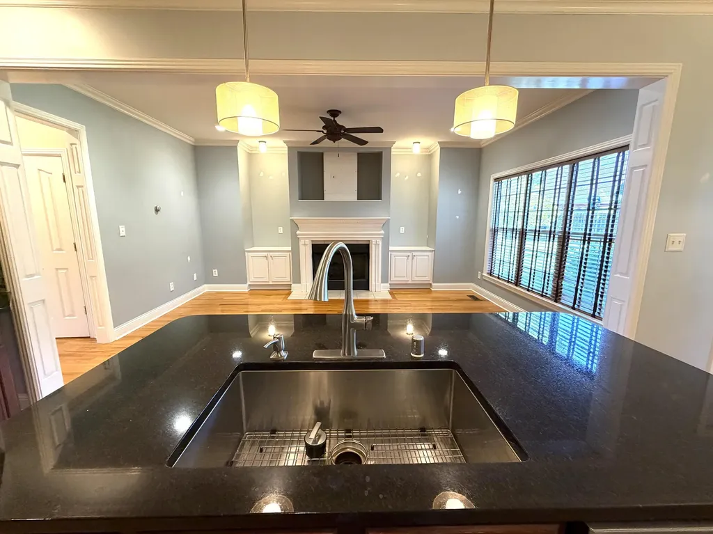 205 Dundee Court Versailles KY 40383