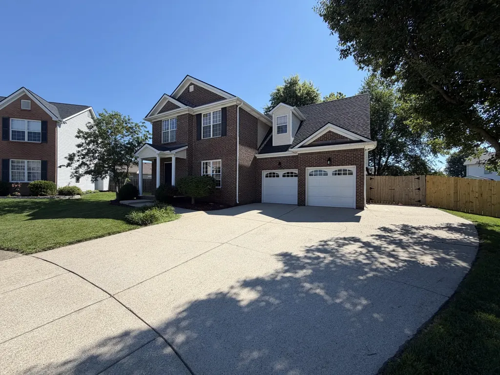 205 Dundee Court Versailles KY 40383