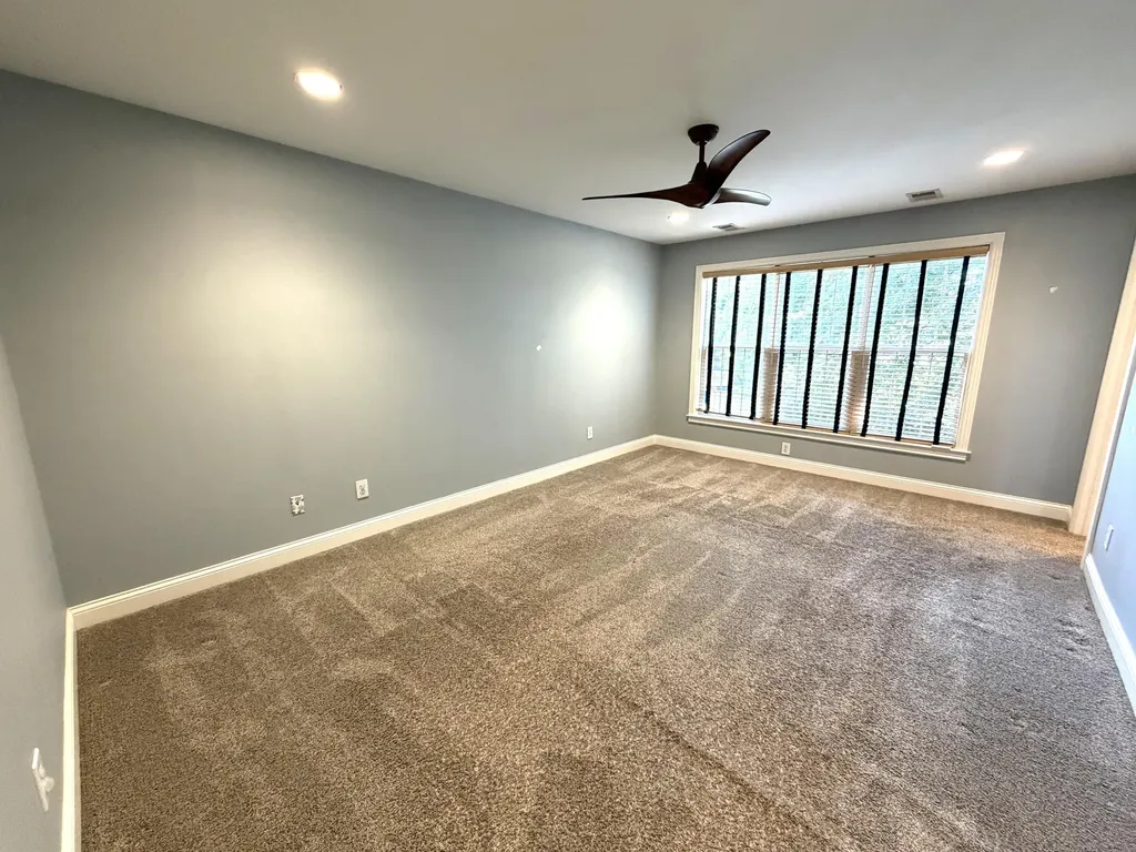 205 Dundee Court Versailles KY 40383