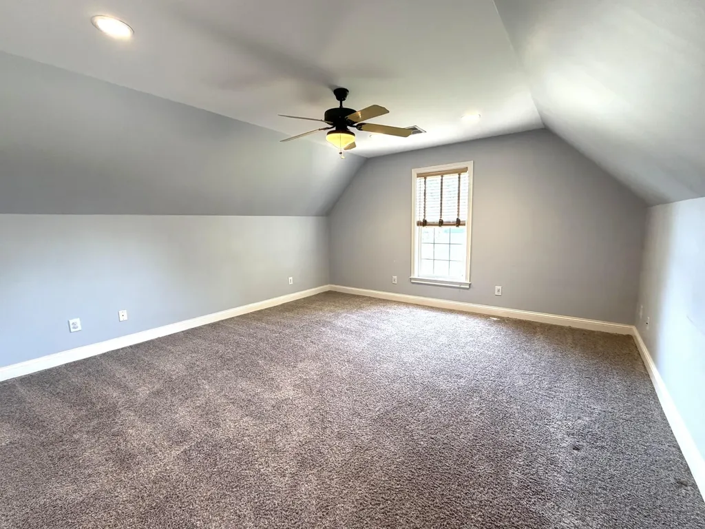 205 Dundee Court Versailles KY 40383