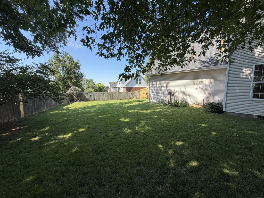 205 Dundee Court Versailles KY 40383