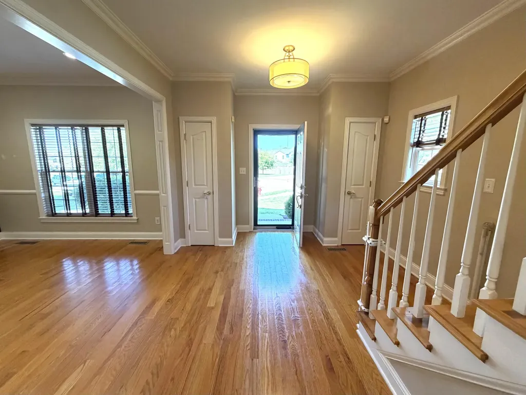 205 Dundee Court Versailles KY 40383