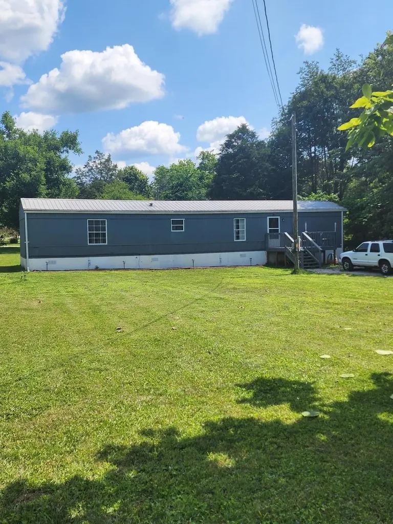 33 Tanglewood Drive Burnside KY 42519
