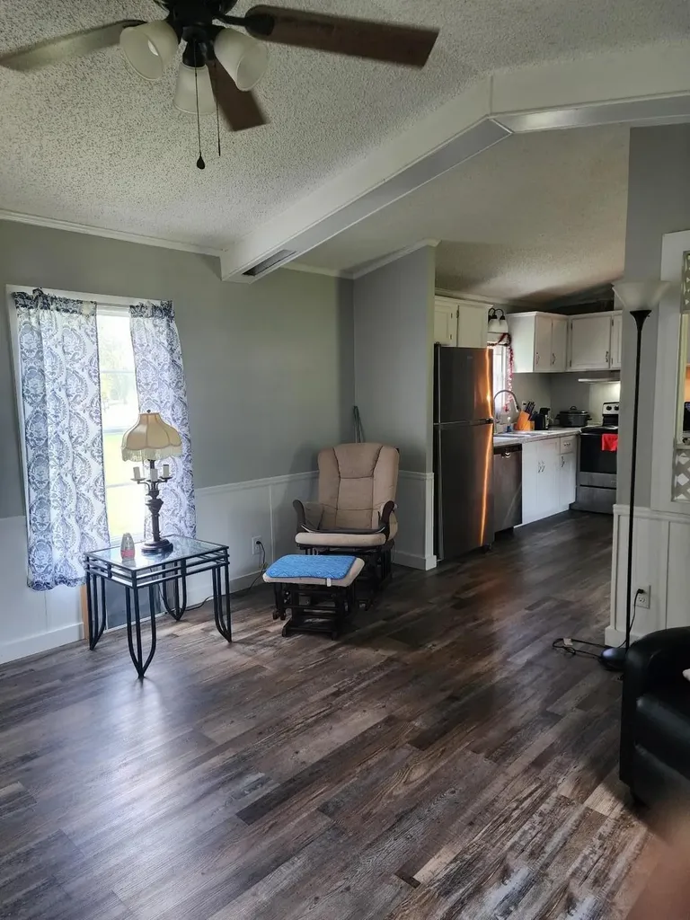 33 Tanglewood Drive Burnside KY 42519
