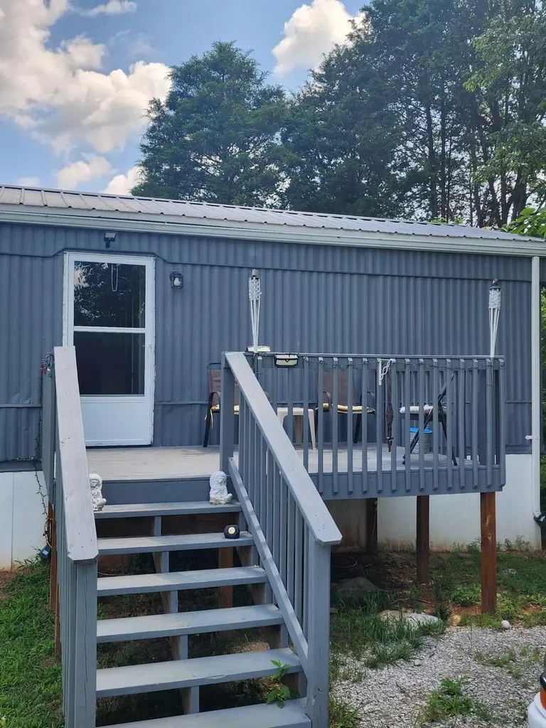 33 Tanglewood Drive Burnside KY 42519