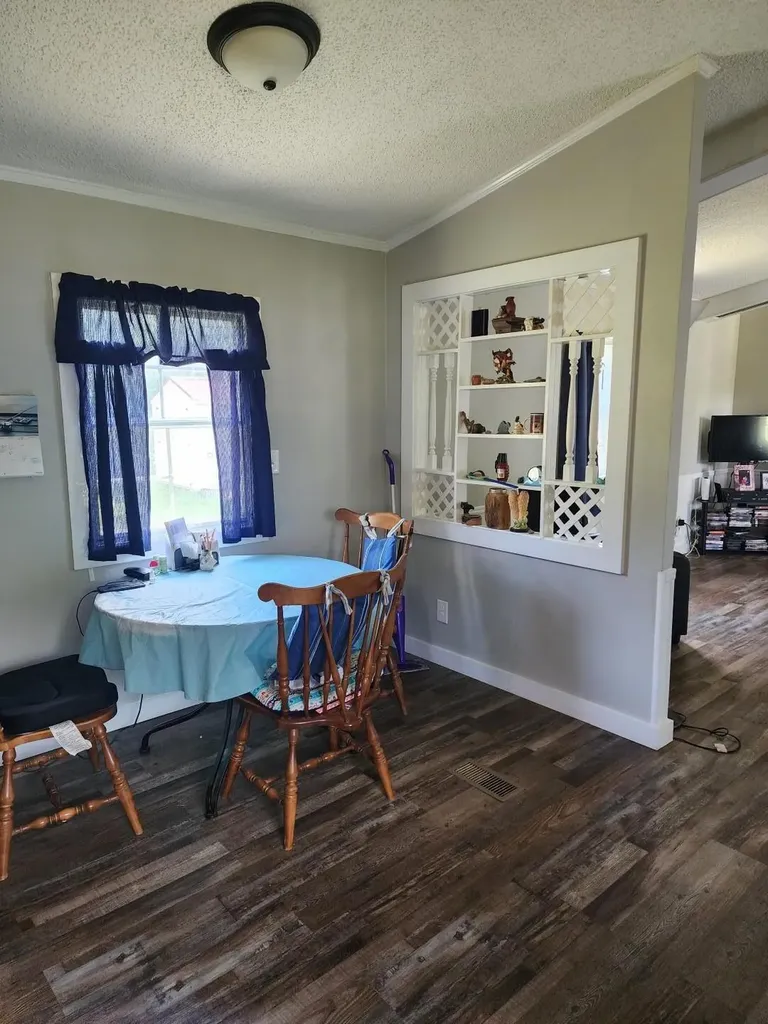33 Tanglewood Drive Burnside KY 42519