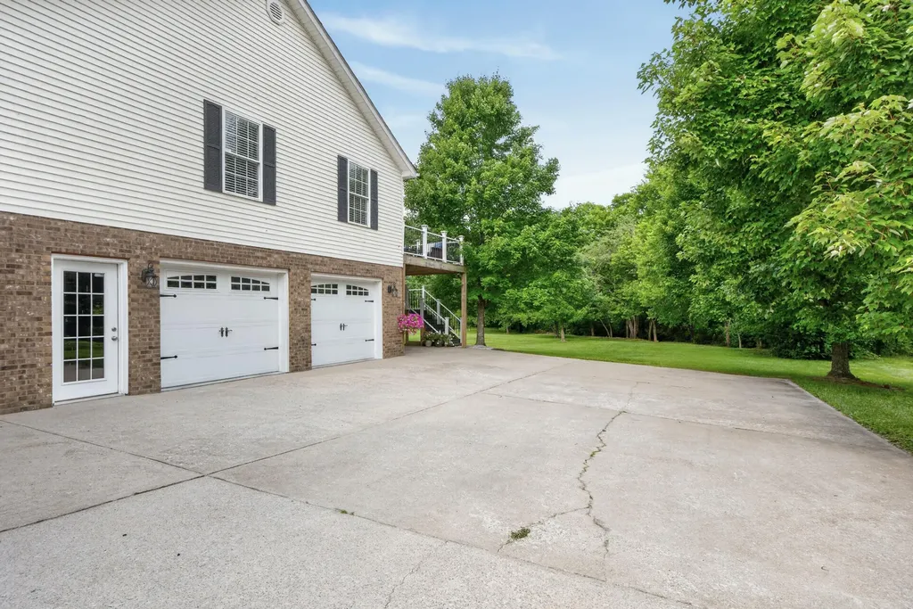 117 Creekside Drive Danville KY 40422