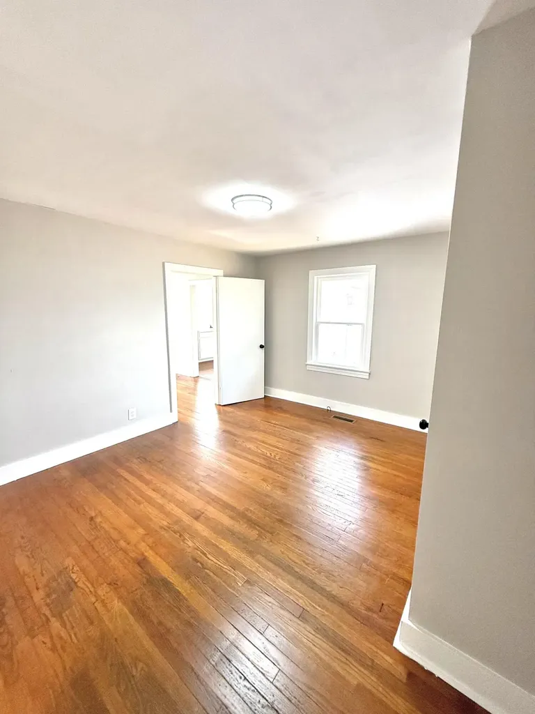 2711 Kenwood Drive Hopkinsville KY 42240