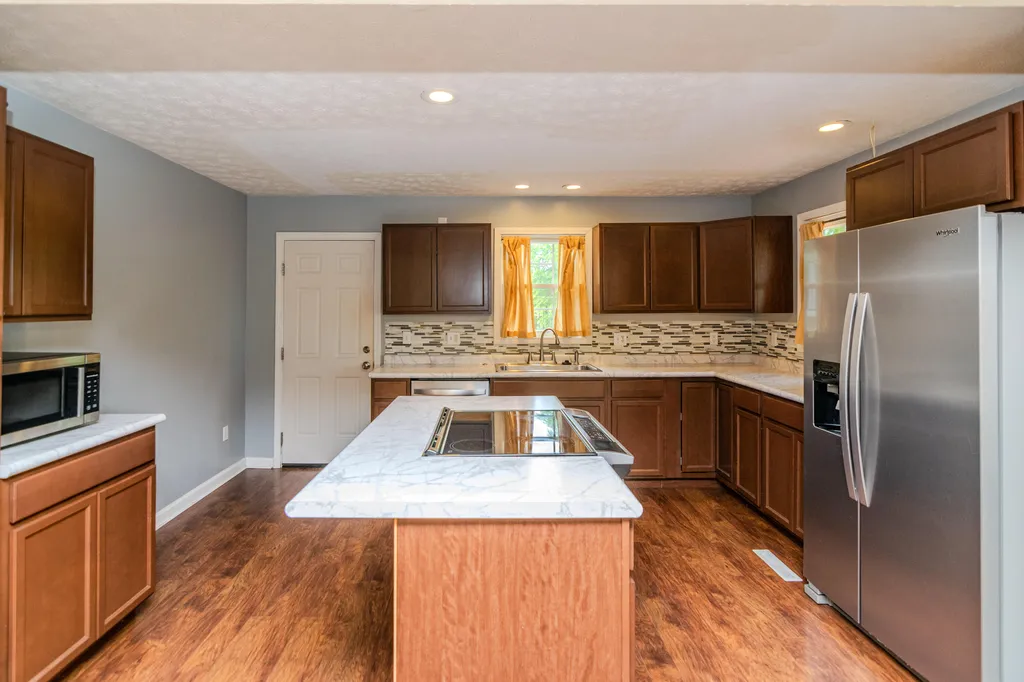 2100 Red House Road Richmond KY 40475
