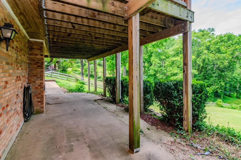 2100 Red House Road Richmond KY 40475
