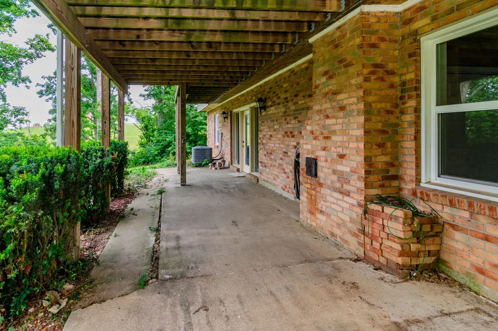 2100 Red House Road Richmond KY 40475