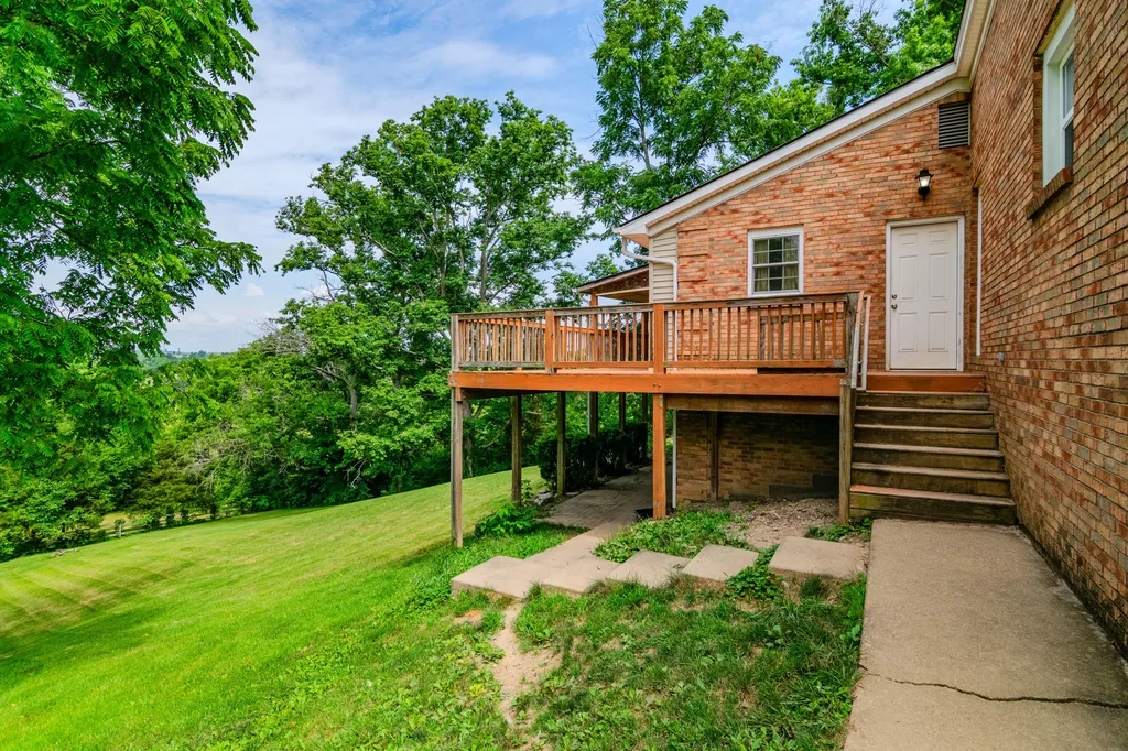 2100 Red House Road Richmond KY 40475
