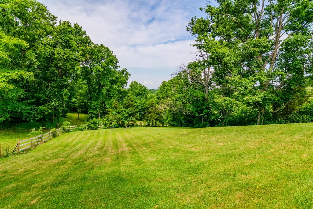2100 Red House Road Richmond KY 40475