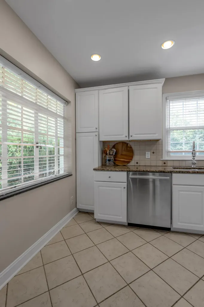 1028 Cooper Drive Lexington KY 40502