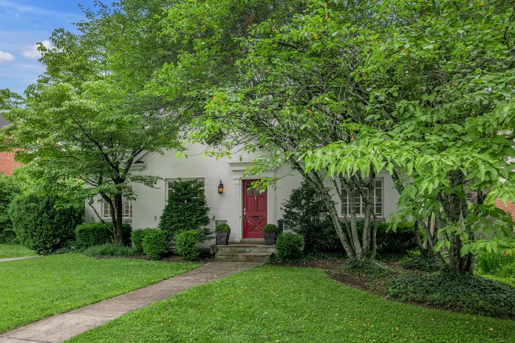 1028 Cooper Drive Lexington KY 40502