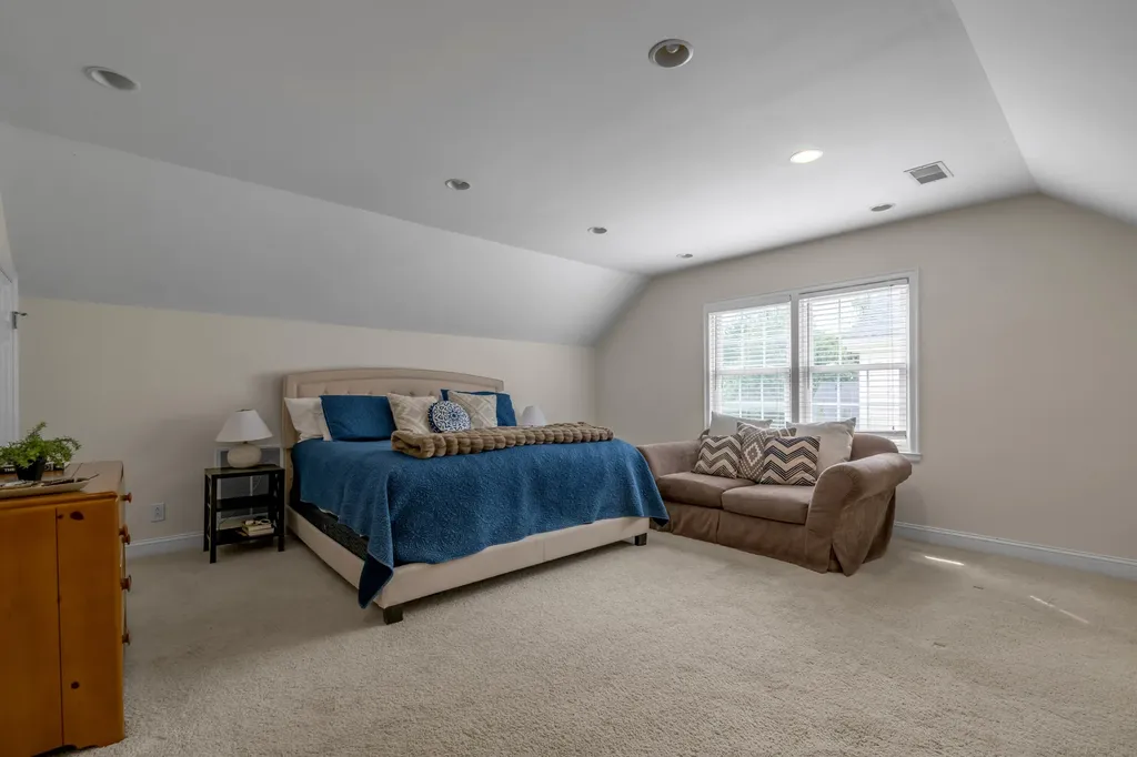 1028 Cooper Drive Lexington KY 40502