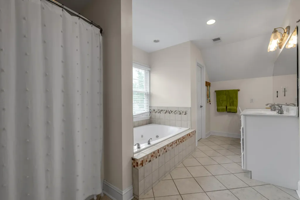 1028 Cooper Drive Lexington KY 40502