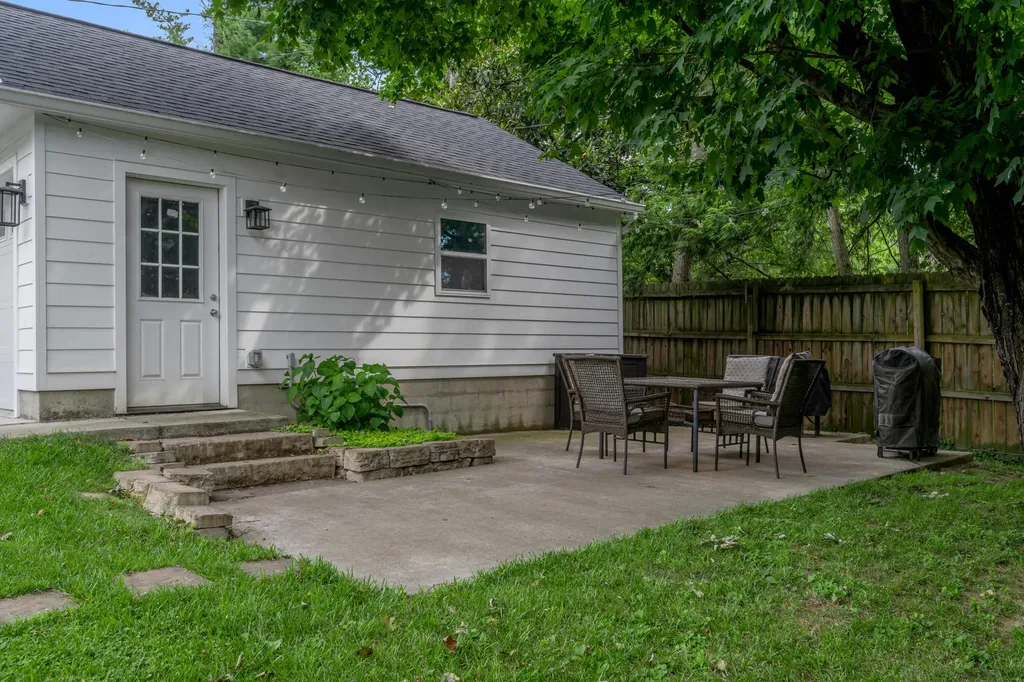 1028 Cooper Drive Lexington KY 40502