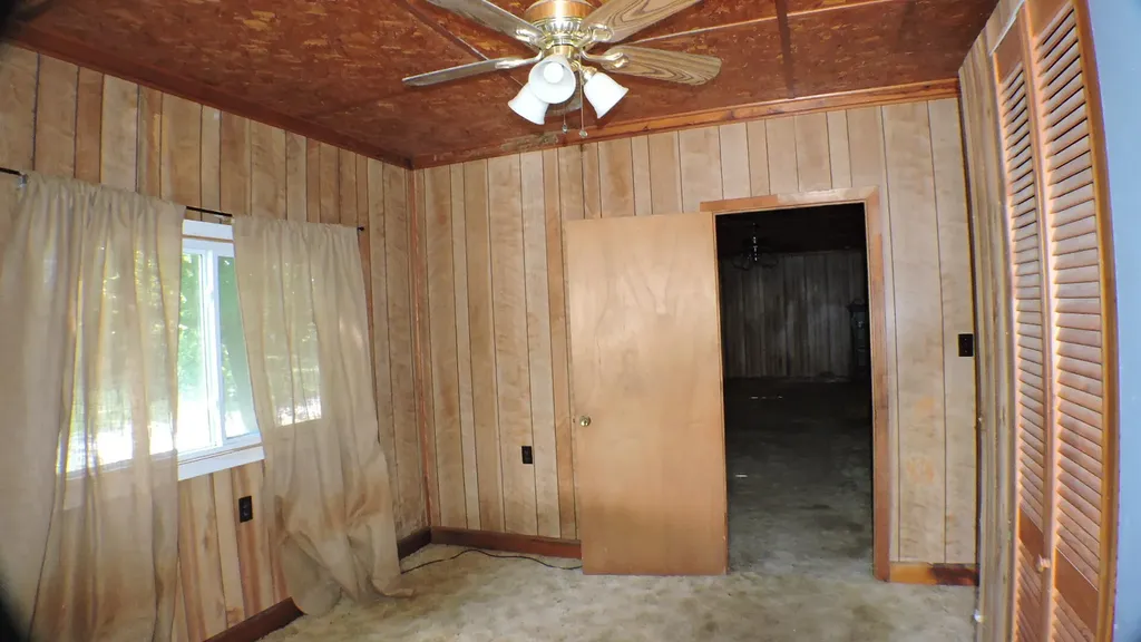 582 Clifton Road Frenchburg KY 40322