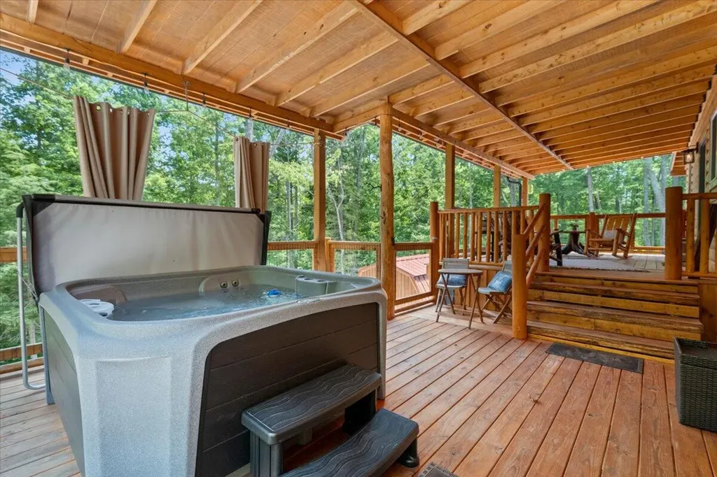 259 Heavenly Lane Frenchburg KY 40322