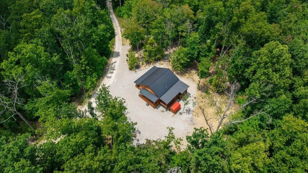 259 Heavenly Lane Frenchburg KY 40322
