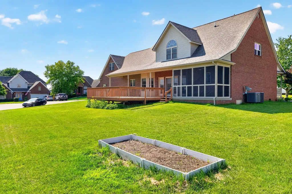 936 Hunter Trail Mt Sterling KY 40353